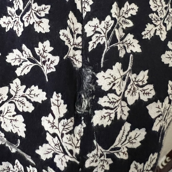 Floral Romper - Picture 3 of 5